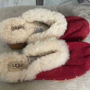 UGG Red and Cream Clogs sz6